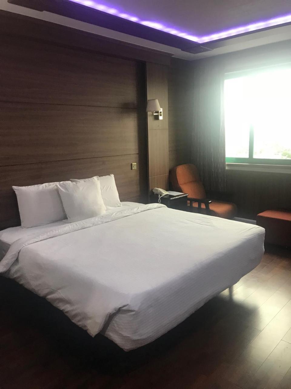 Lagos Travel Inn 伊凯贾 外观 照片